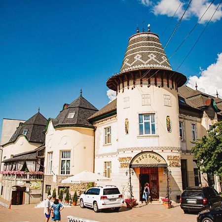 Zolota Pava Hotel Beregszász Kültér fotó
